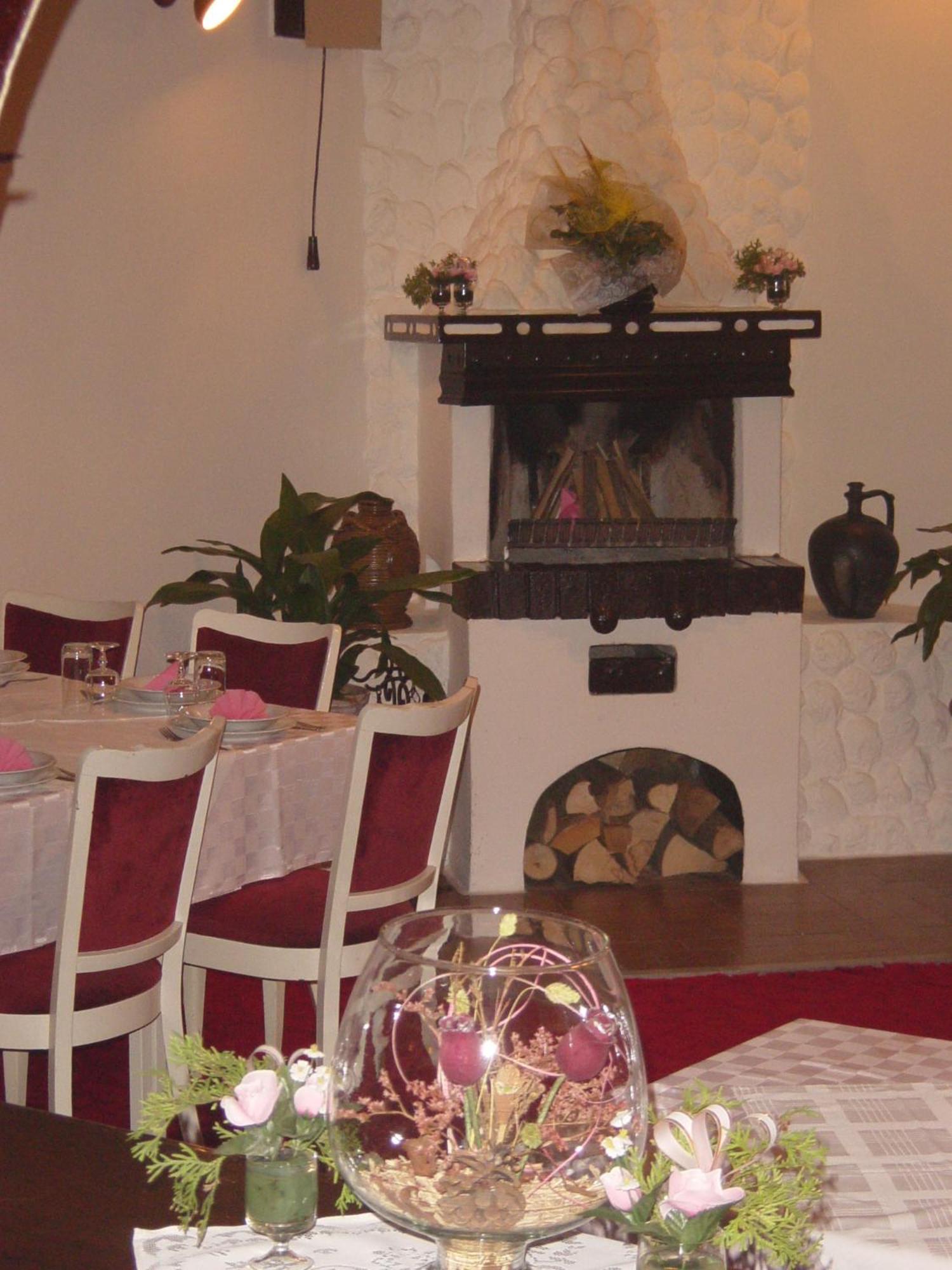 B&B Villa Pipacs Feketić 외부 사진