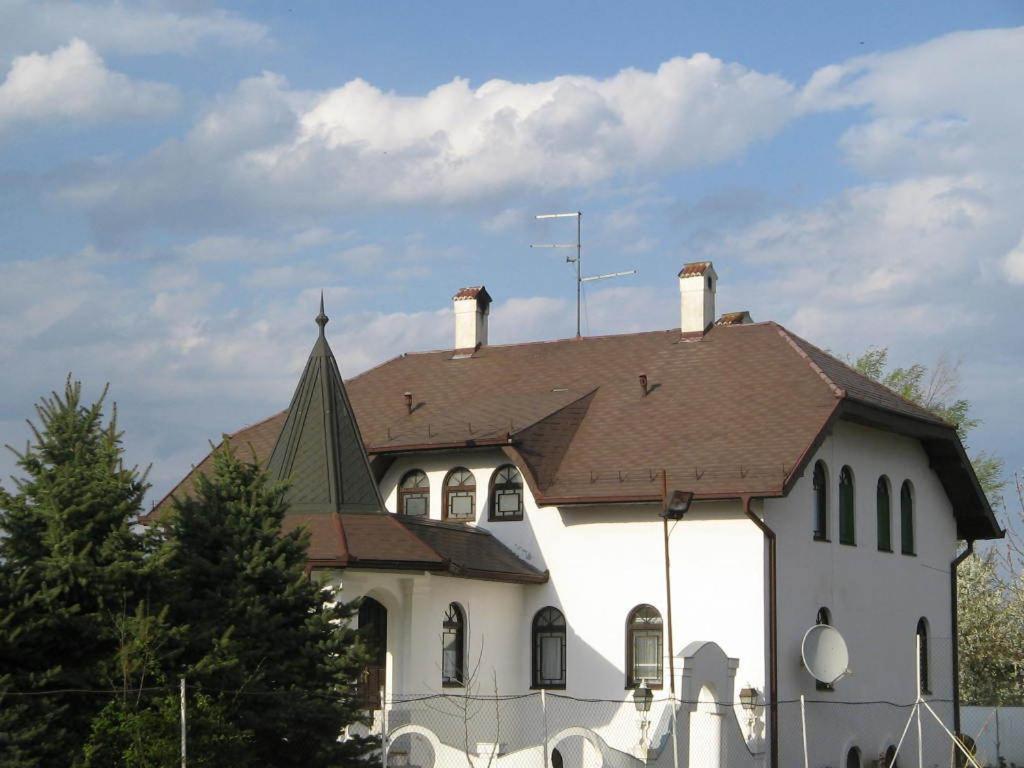 B&B Villa Pipacs Feketić 외부 사진