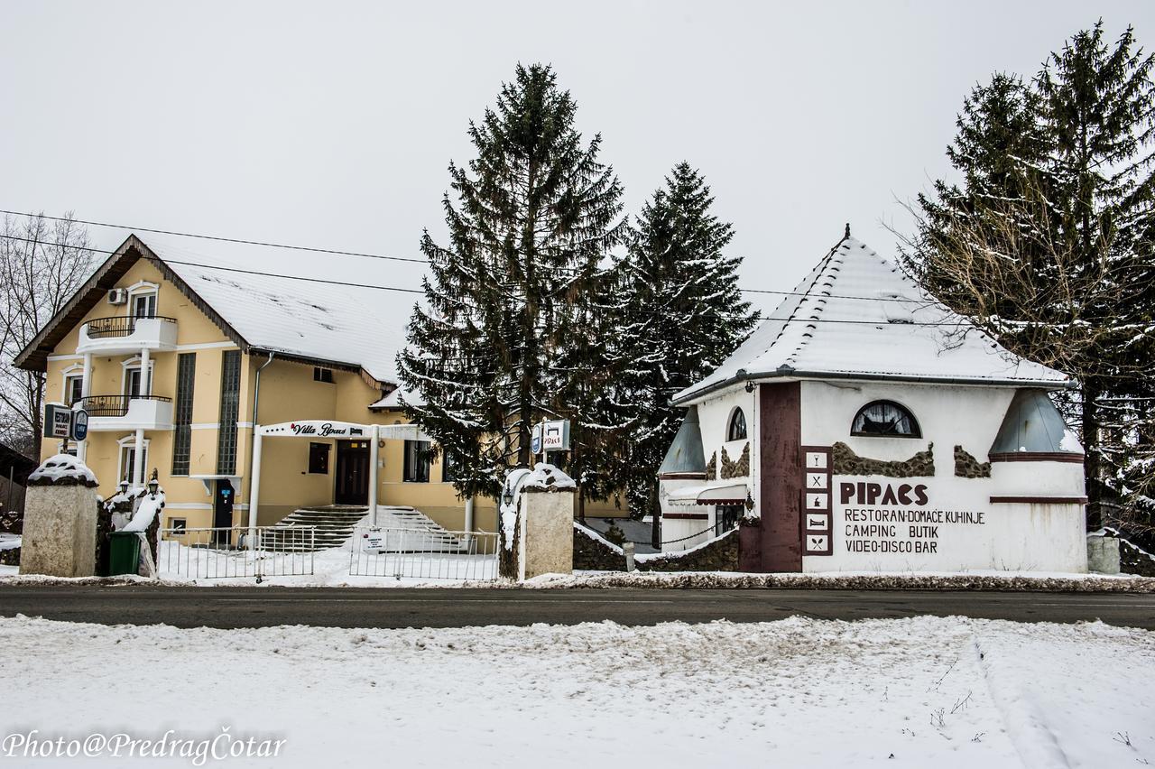 B&B Villa Pipacs Feketić 외부 사진
