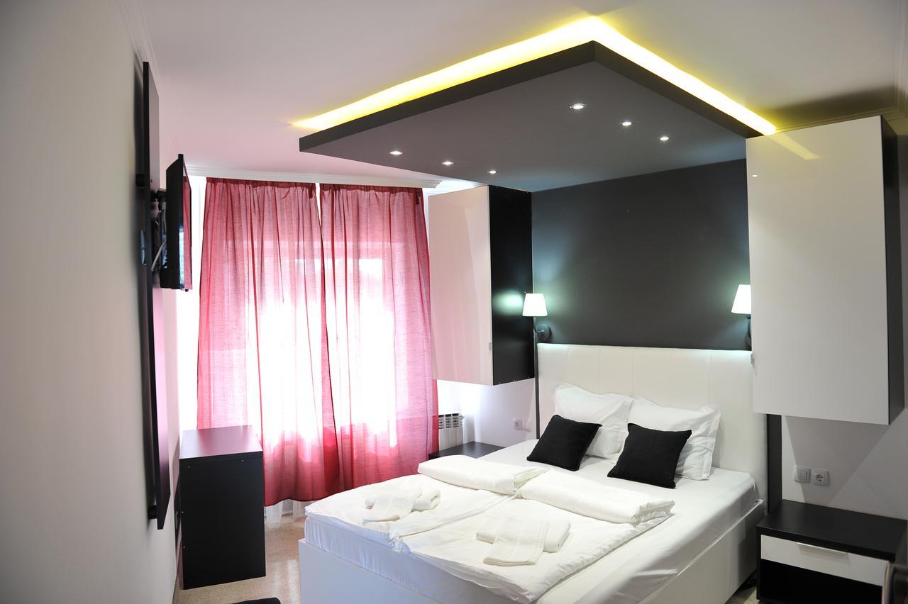 B&B Villa Pipacs Feketić 외부 사진