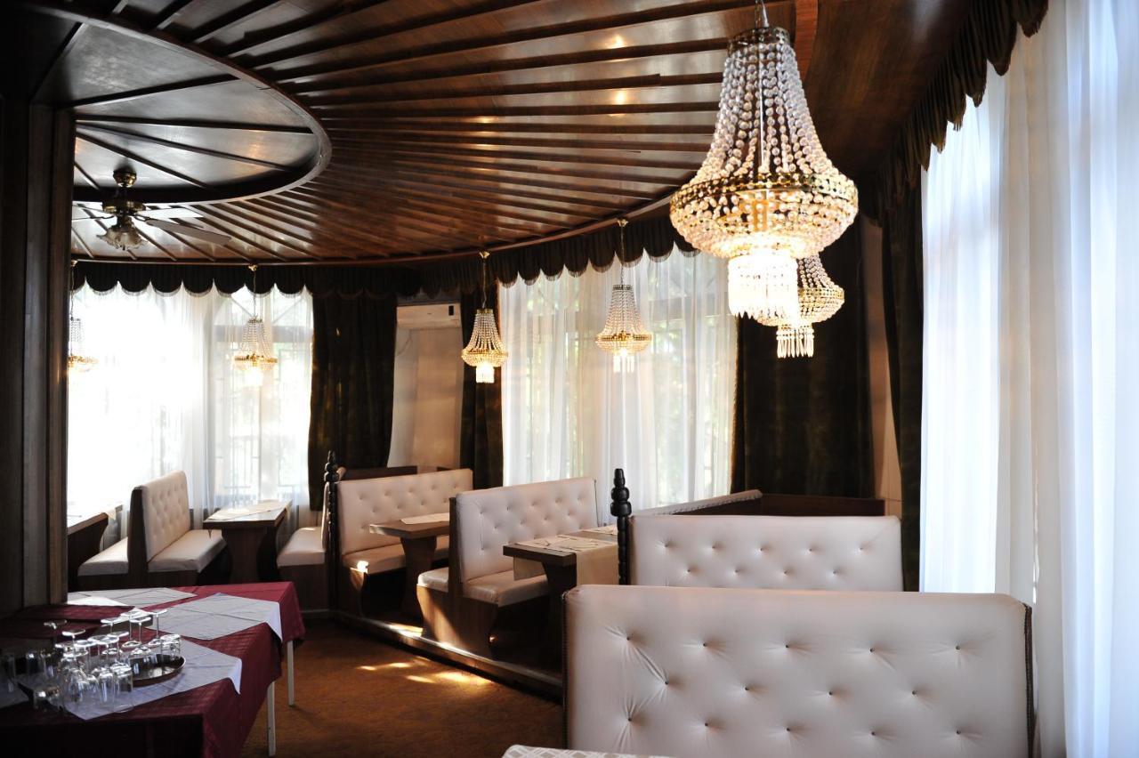 B&B Villa Pipacs Feketić 외부 사진